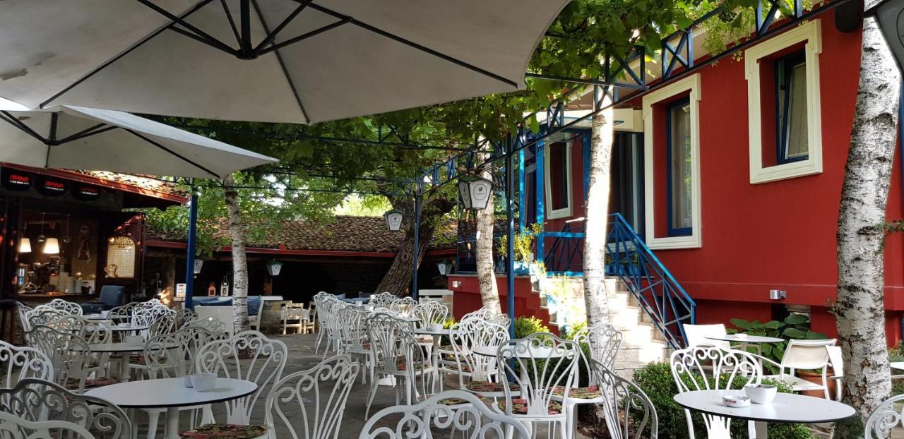 Villa Themistokli Korce Exterior foto